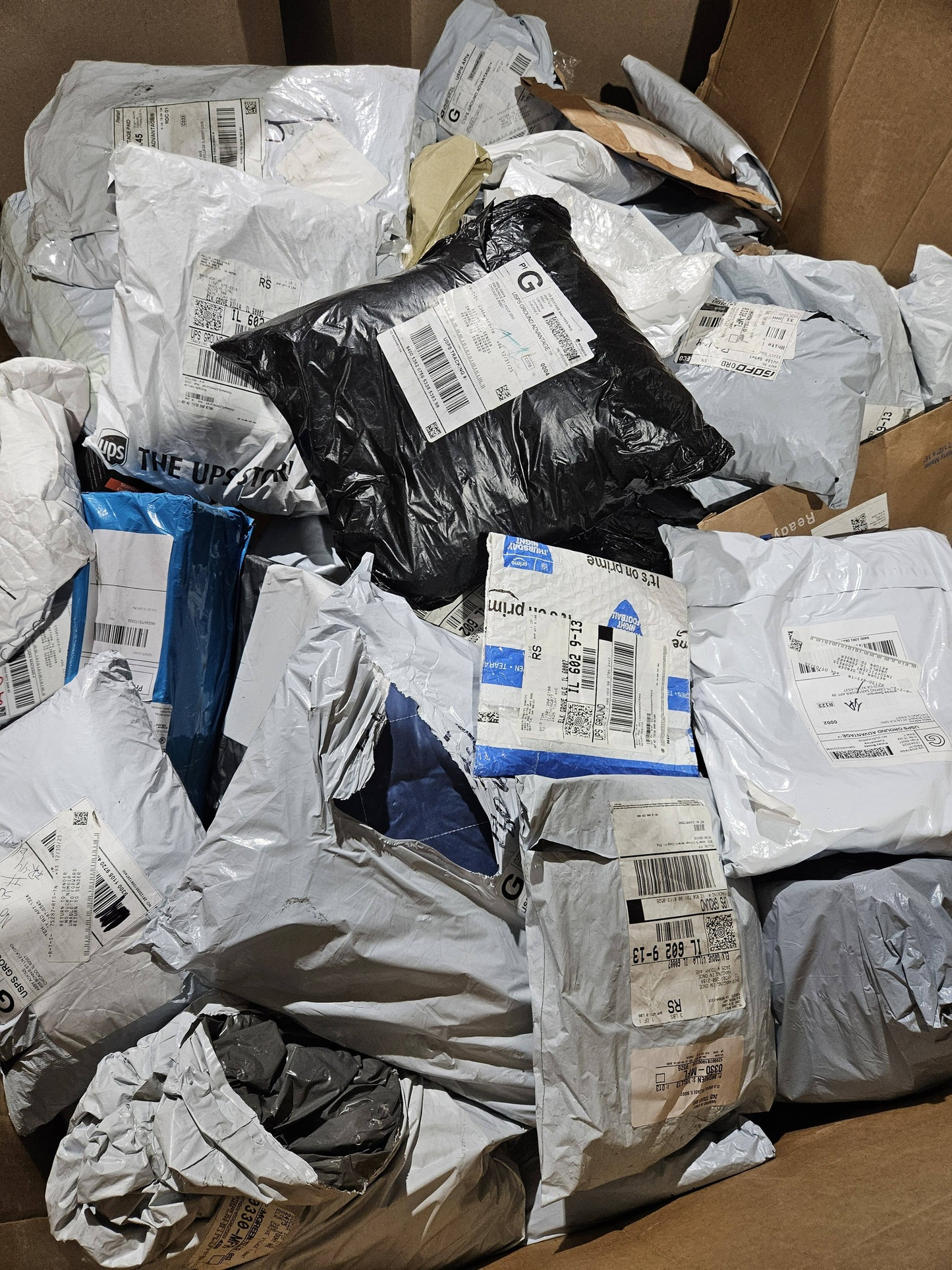 Full Pallet of Genuine Unclaimed Mail
