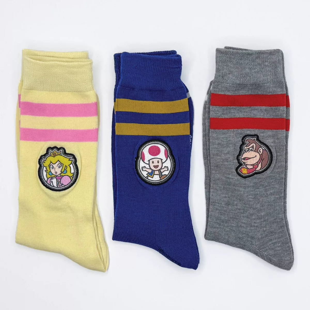 Nintendo Princess Peach, Toad & Donkey Kong 3pk Crew Socks (Please be advised that sets may be missing pieces or otherwise incomplete.)
